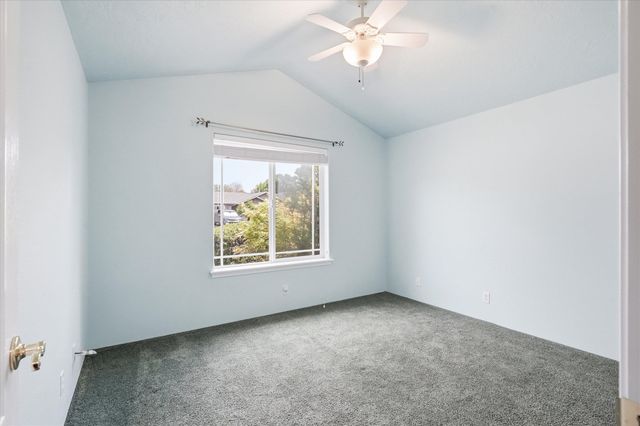 1416 George Tweed Boulevard, Grants Pass, OR 97527