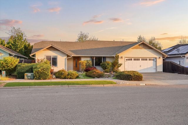 1416 George Tweed Boulevard, Grants Pass, OR 97527