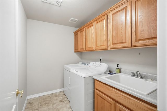 1416 George Tweed Boulevard, Grants Pass, OR 97527