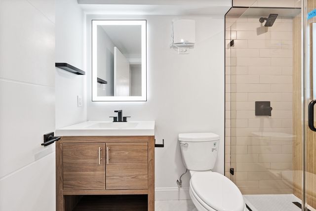 290 Washington St B, Marblehead, MA 01945