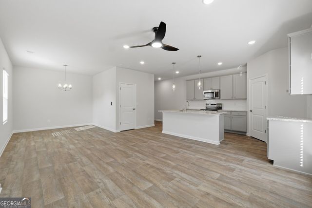 3656 PARKWAY JAMES Drive, Snellville, GA 30039