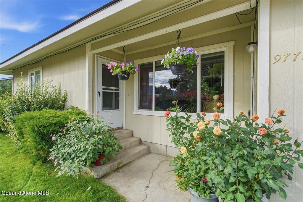 9771 N Melrose ST, Hayden, ID 83835 photo 4