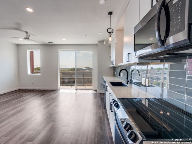 2165 Gabriels Pl Apt 1312, New Braunfels, TX 78130