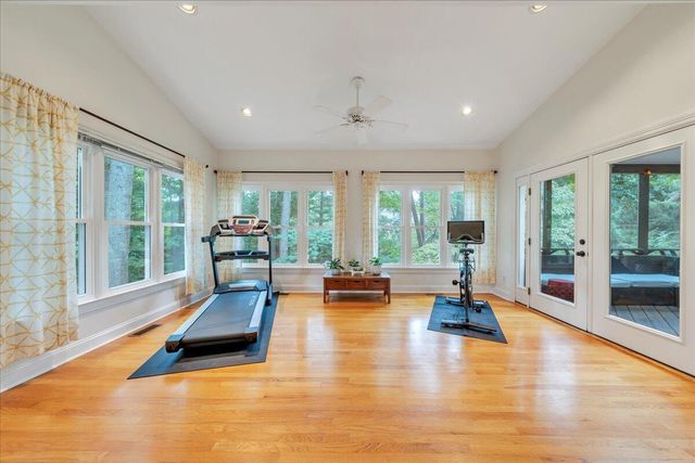 5812 Old Locke CT, Roanoke, VA 24018