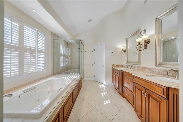 5812 Old Locke CT, Roanoke, VA 24018