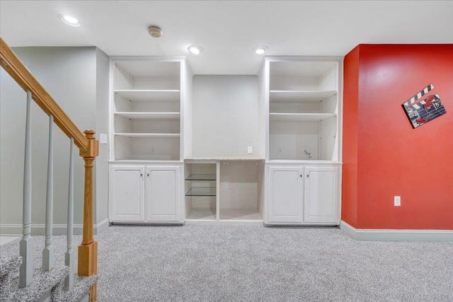 5812 Old Locke CT, Roanoke, VA 24018