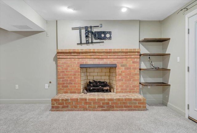 5812 Old Locke CT, Roanoke, VA 24018