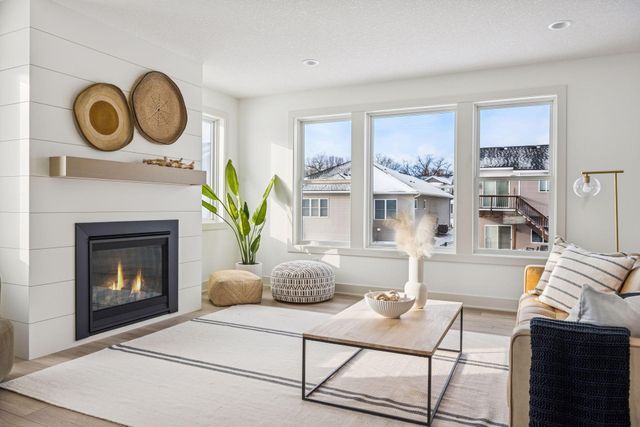 13381 Cadogan Way, Rosemount, MN 55068