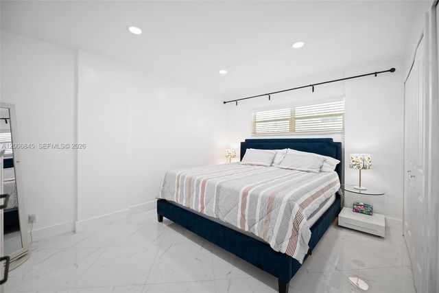 710 N Ocean Boulevard 1010, Pompano Beach, FL 33062