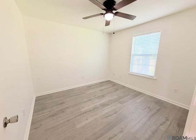 14502 Oak Meadow St, Gonzales, LA 70737
