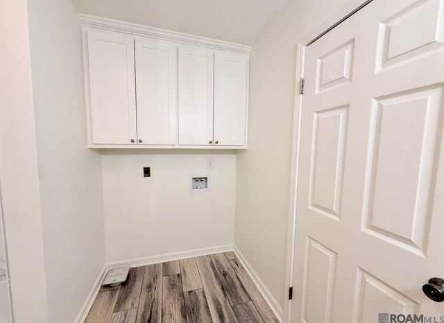 14502 Oak Meadow St, Gonzales, LA 70737