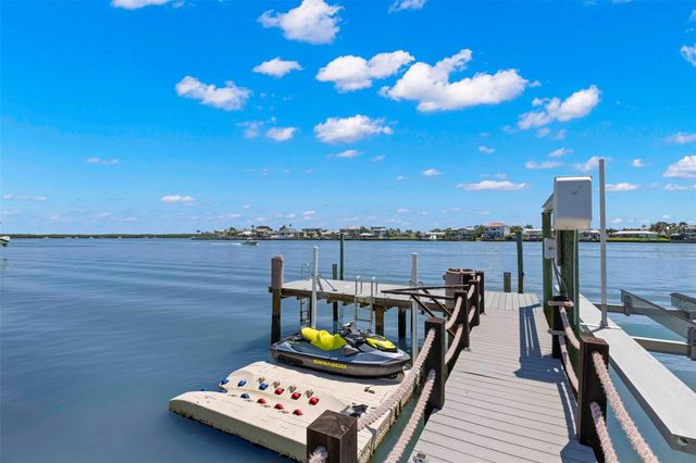 819 BAY ESPLANADE, Clearwater Beach, FL 33767