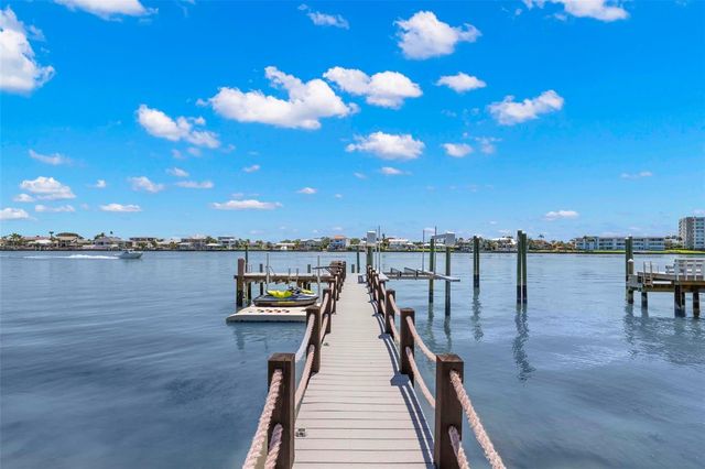 819 BAY ESPLANADE, Clearwater Beach, FL 33767