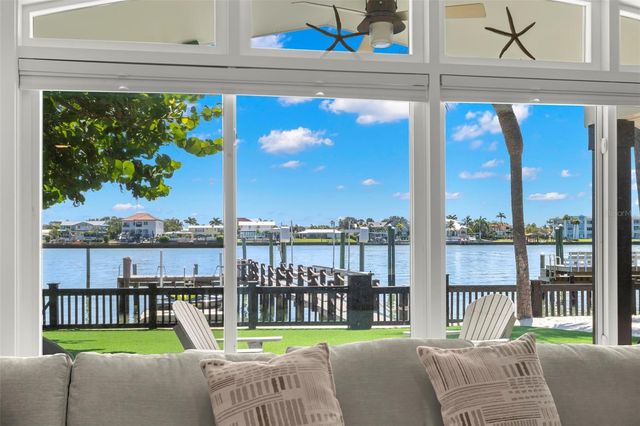 819 BAY ESPLANADE, Clearwater Beach, FL 33767
