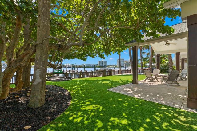 819 BAY ESPLANADE, Clearwater Beach, FL 33767
