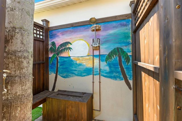 819 BAY ESPLANADE, Clearwater Beach, FL 33767