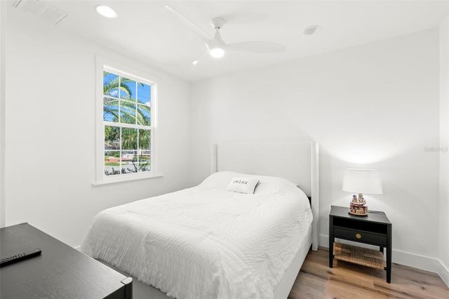 819 BAY ESPLANADE, Clearwater Beach, FL 33767