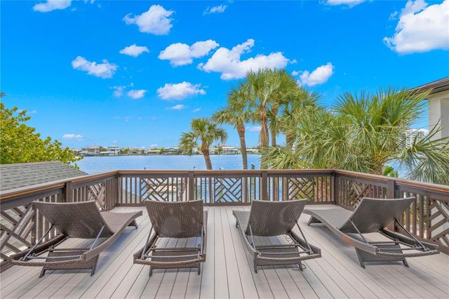819 BAY ESPLANADE, Clearwater Beach, FL 33767