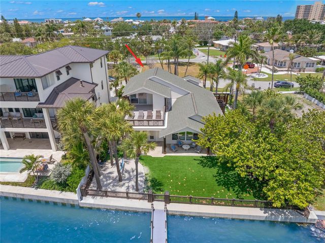 819 BAY ESPLANADE, Clearwater Beach, FL 33767