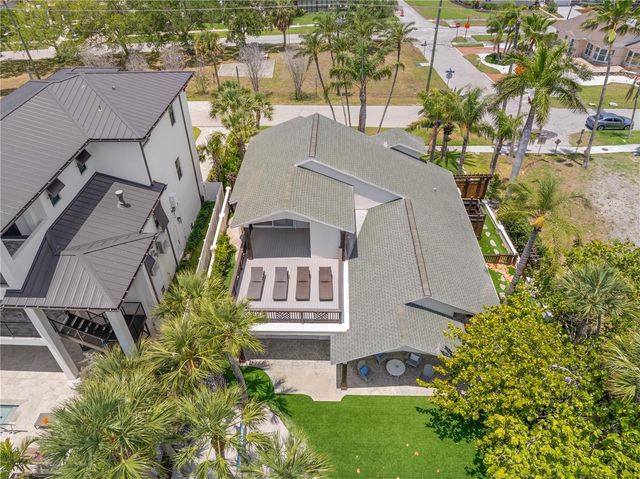 819 BAY ESPLANADE, Clearwater Beach, FL 33767