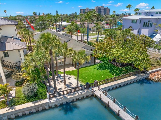 819 BAY ESPLANADE, Clearwater Beach, FL 33767