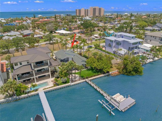 819 BAY ESPLANADE, Clearwater Beach, FL 33767