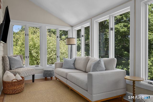 24 Island Hill Avenue, Ridgefield, CT 06877