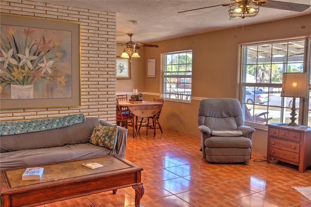 116 SILVER CIRCLE, Edgewater, FL 32141