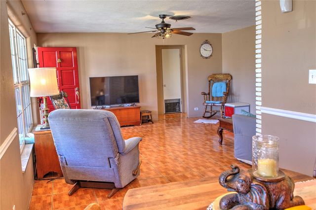 116 SILVER CIRCLE, Edgewater, FL 32141