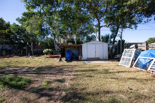 116 SILVER CIRCLE, Edgewater, FL 32141