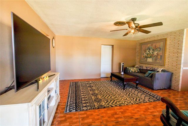 116 SILVER CIRCLE, Edgewater, FL 32141