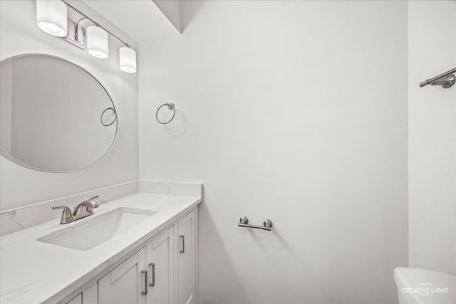 795 N Elmwood Drive, Aurora, IL 60506