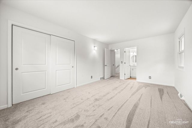 795 N Elmwood Drive, Aurora, IL 60506