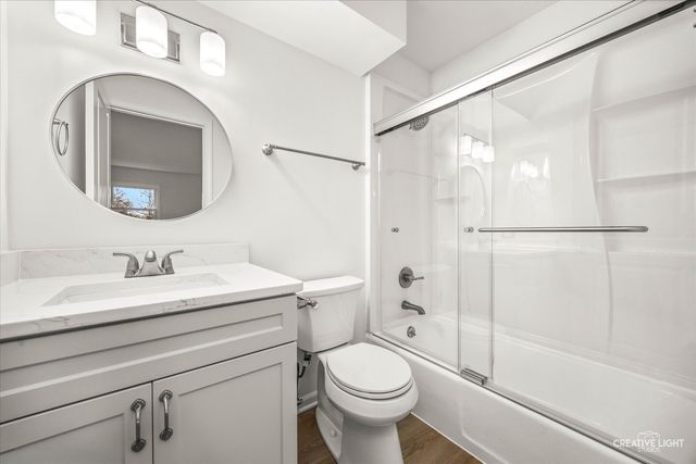 795 N Elmwood Drive, Aurora, IL 60506