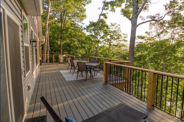 287 Lakeshore Drive, Nancy, KY 42544
