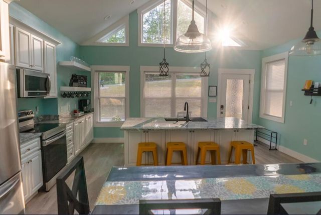 287 Lakeshore Drive, Nancy, KY 42544