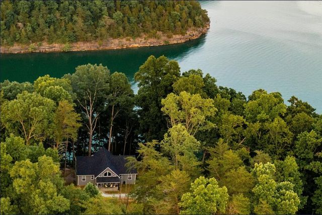 287 Lakeshore Drive, Nancy, KY 42544
