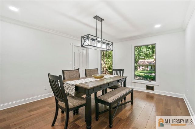 16 Phyllis Place, Milltown, NJ 08850