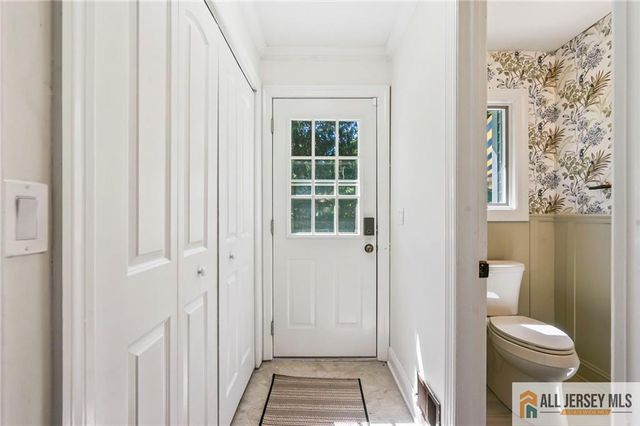 16 Phyllis Place, Milltown, NJ 08850