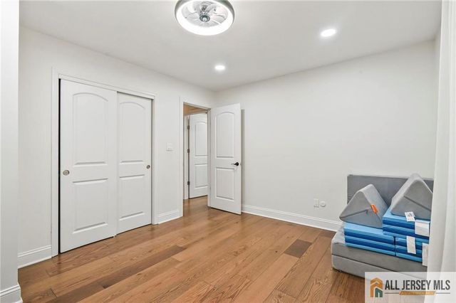 16 Phyllis Place, Milltown, NJ 08850