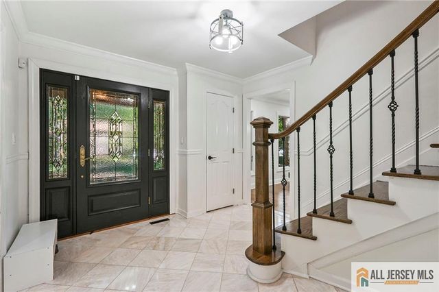 16 Phyllis Place, Milltown, NJ 08850