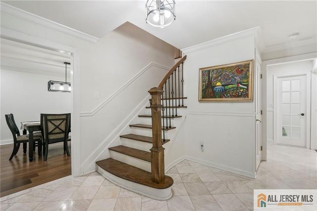 16 Phyllis Place, Milltown, NJ 08850