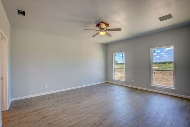 4340 Fm 1563, Wolfe City, TX 75496