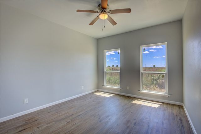 4340 Fm 1563, Wolfe City, TX 75496