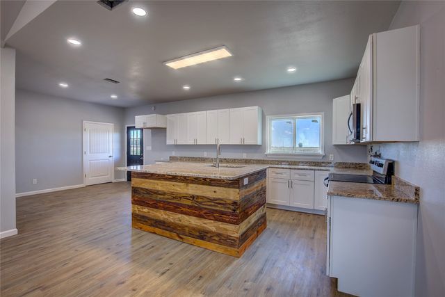 4340 Fm 1563, Wolfe City, TX 75496