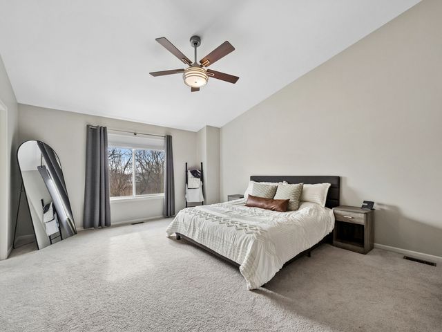 1656 Normandy Woods Court, Grayslake, IL 60030