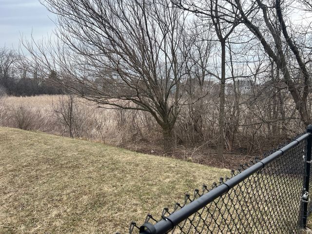 1656 Normandy Woods Court, Grayslake, IL 60030