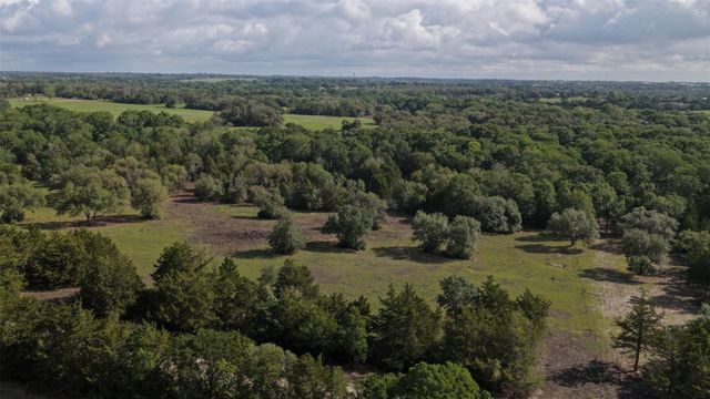 8 Baranowski Road, Brenham, TX 77833