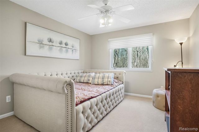 21700 River Ridge Trail Unit 177, Farmington Hills, MI 48335