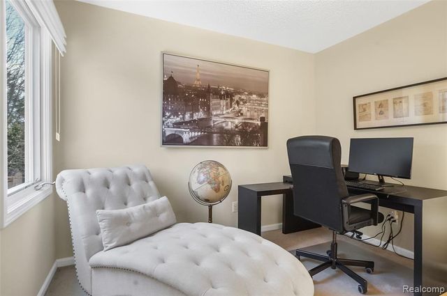 21700 River Ridge Trail Unit 177, Farmington Hills, MI 48335